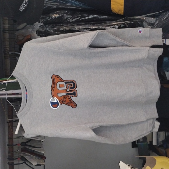 Champion Men's Powerblend Graphic Crewneck Sweatshirt - Picture 4 of 5